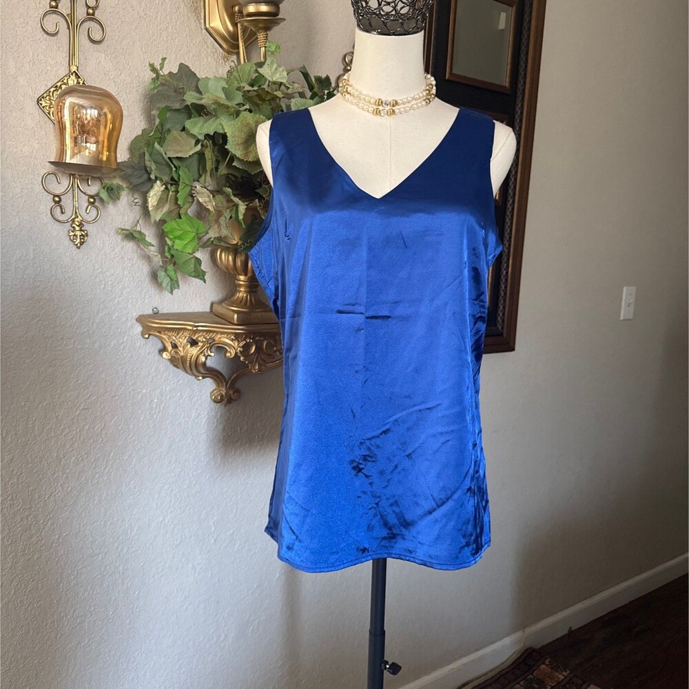 Women's Sleek Blue Satin Tank Top Blouse V-Neck Sleeveless Size Small Office
